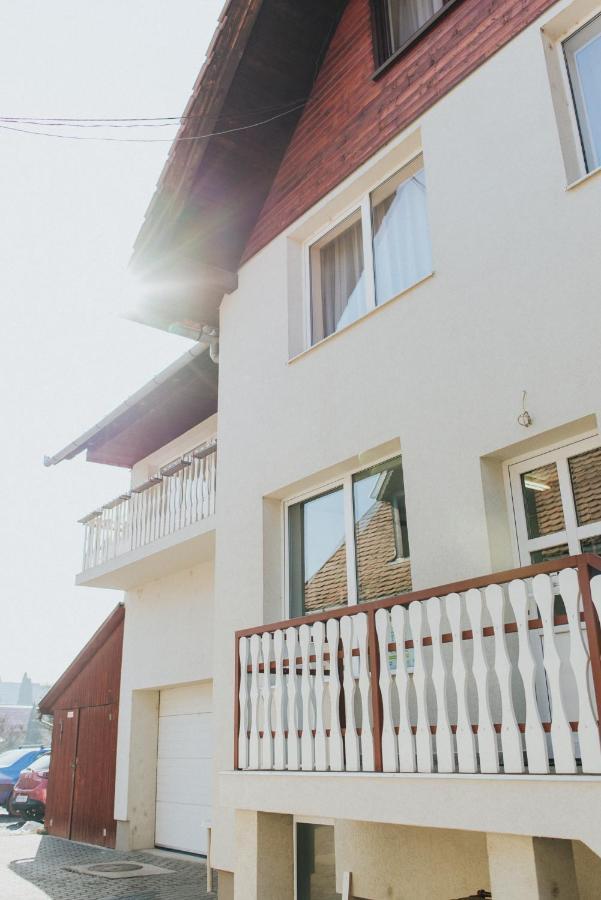 Lotus Apartman Daire Odorheiu Secuiesc Dış mekan fotoğraf